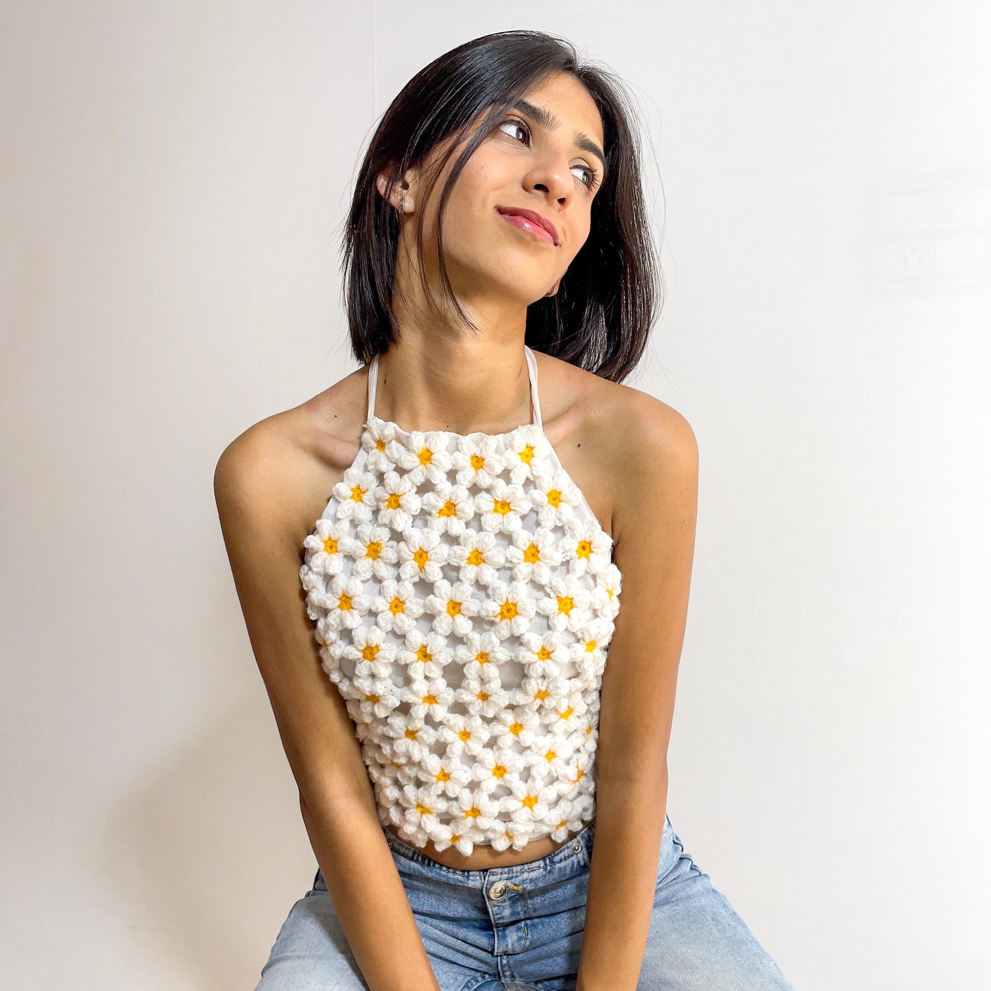 daisy halter neck top – handmade crochet gift india handmade crochet gift India