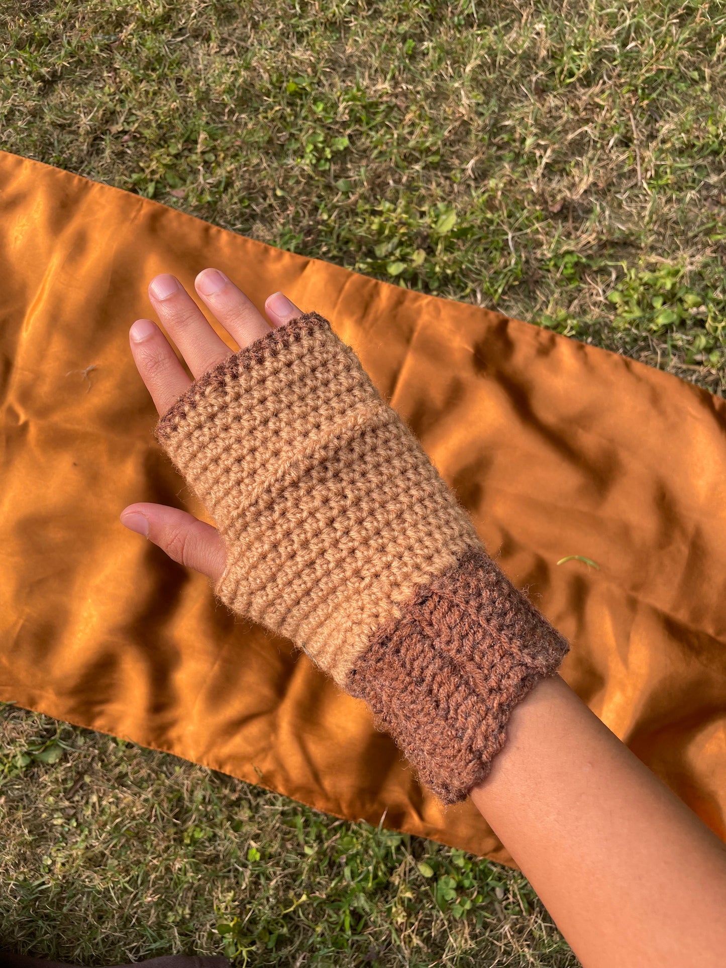 brown hand-warmer – handmade crochet gift india handmade crochet gift India